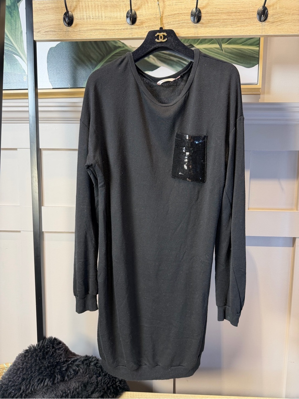La Vie En Rose Black Crewneck Sweater dress S